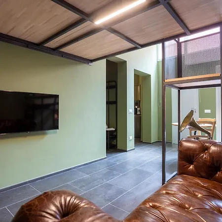Duomo-porta Venezia Design Loft 3